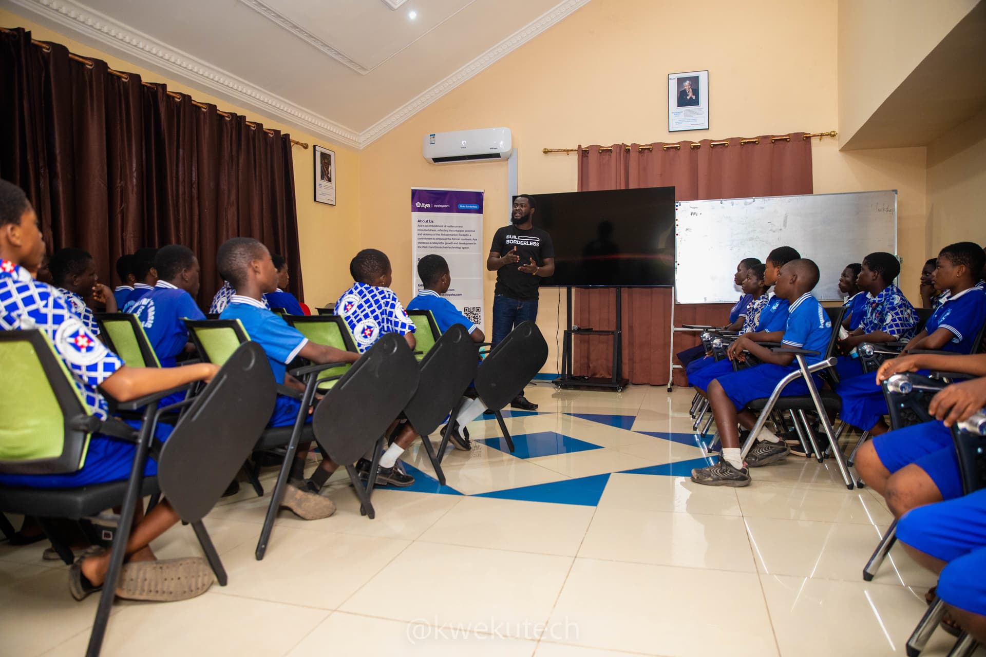 Junior High School students visited the hub for a tour and a TechTalk